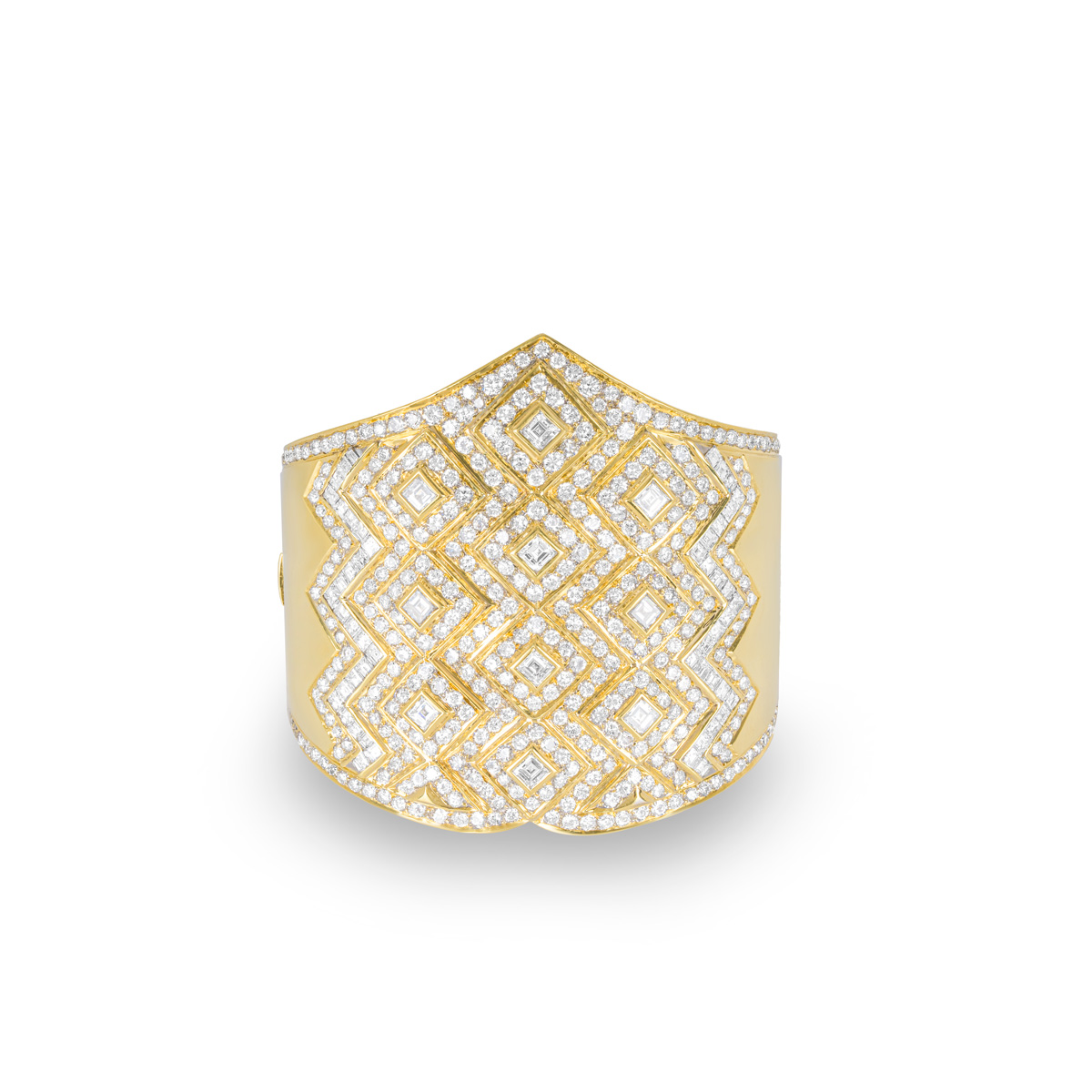 Yellow Gold Diamond Cuff Bangle 15.00ct TDW